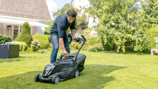 Bosch Advanced Rotak 650 Çim Biçme Makinası - Görsel 5